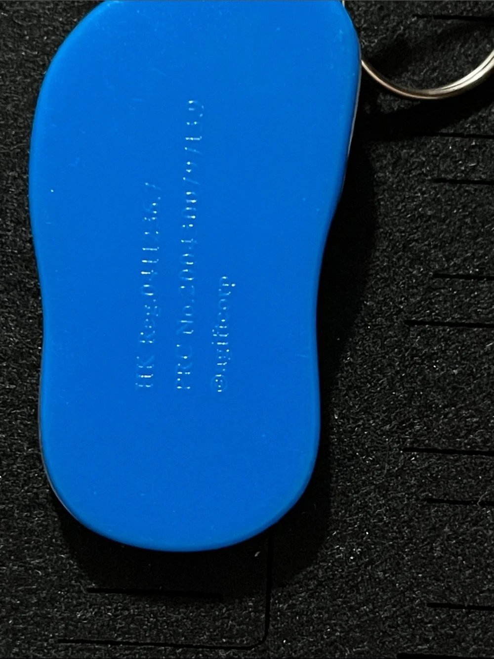 miami Yellow Blue Pink Flip-Flop Sand Keychain